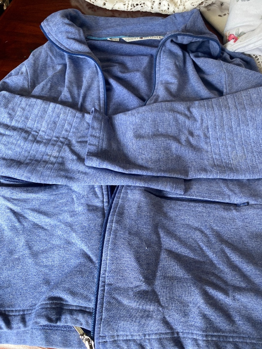 Tommy Hilfiger women’s medium zip up